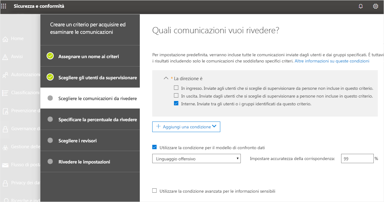 Screenshot del Centro sicurezza e conformità, dove l'utente sceglie una comunicazione da rivedere. Ha selezionato "Interne".