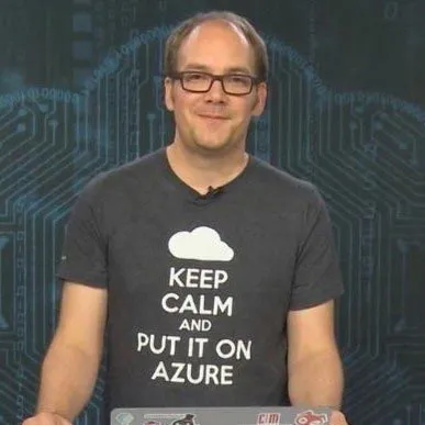 Portrait-Foto von Dennis Zielke