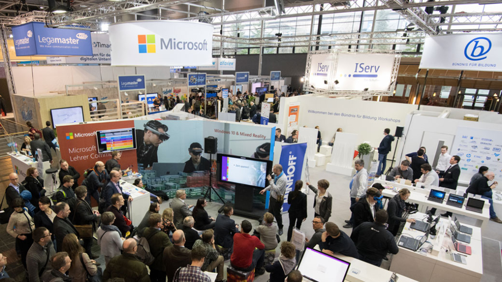 Bild vom Microsoft Messestand auf der didacta 2018.