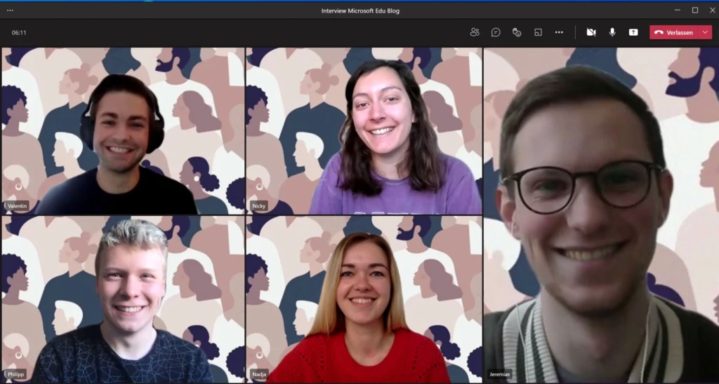 Fünf Student*innen in einem Microsoft Teams Meeting