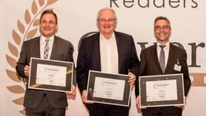 Gewinner in der Kategorie Cloud & Infrastruktur: Mathias Selmert (Fujitsu), Thomas Langkabel (Microsoft) und Horst Robertz (vmware) (v.l.n.r)