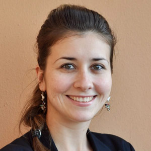 Dr. Nad'a Kovalčíková