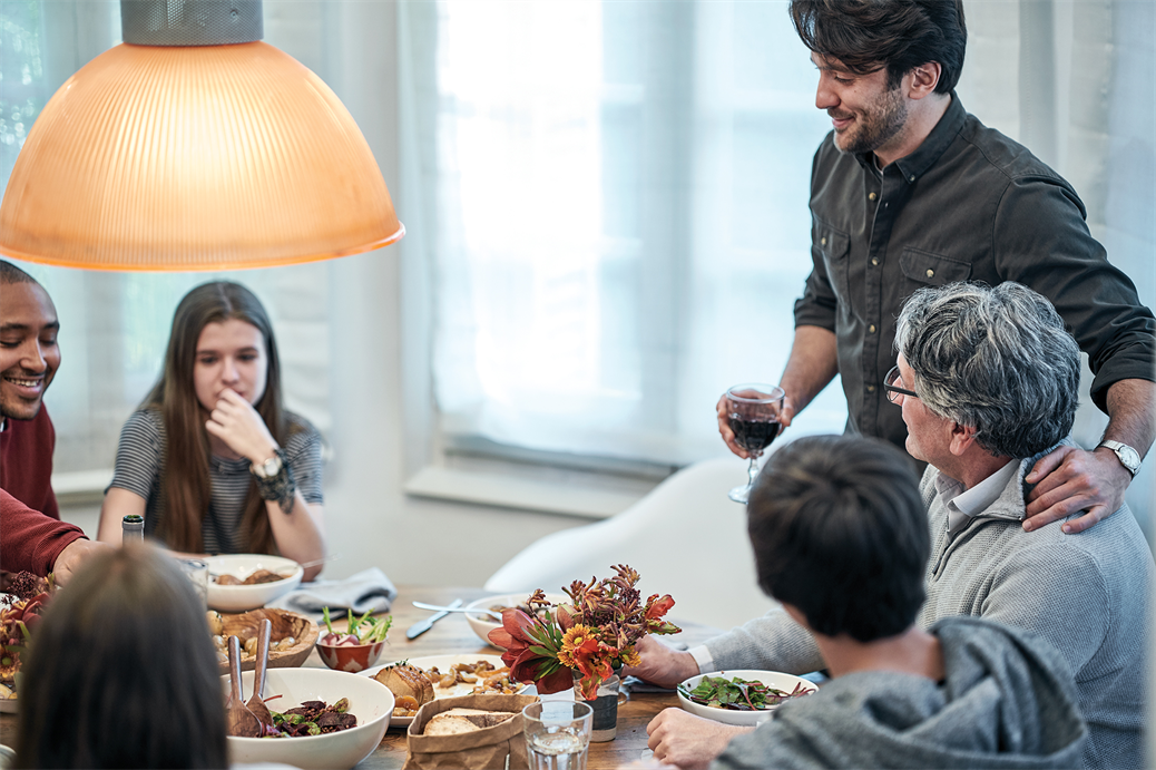 Picture of family dinner