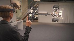Volvo-Cars-Microsoft-HoloLens-experience_300X200