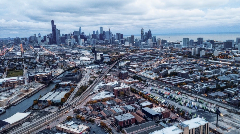 Aerial view of Chicago cityscape