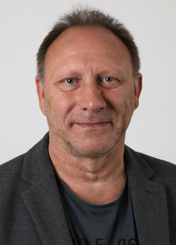 Alt Text: Foto von Detlef Steppuhn