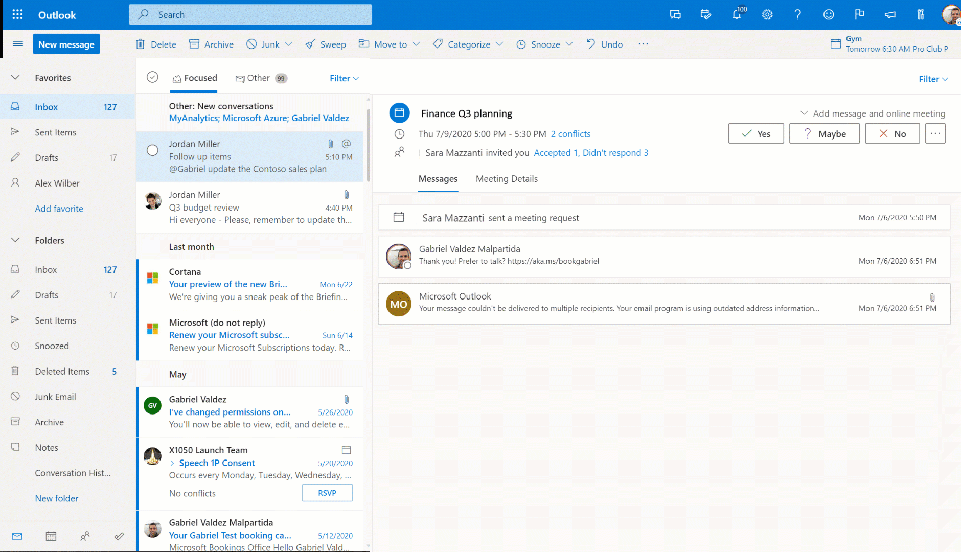 Een geanimeerde afbeelding van In Outlook op het web, bekijk berichten, details van vergaderingen, antwoorden van deelnemers en voeg een online vergadering toe vanuit uw inbox.