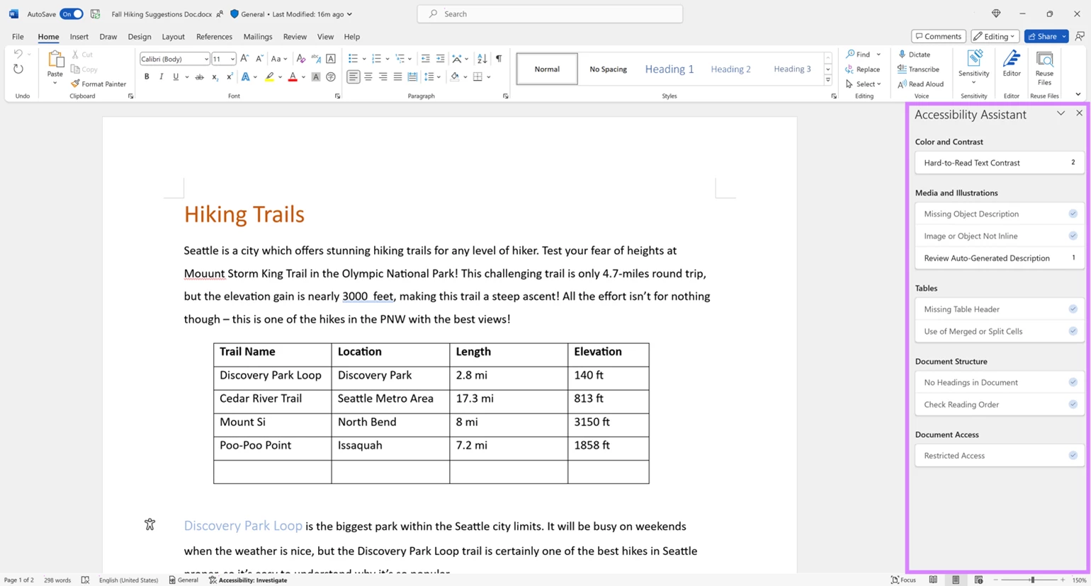 Ventana de edición de documentos de Microsoft Word. El panel Asistente de accesibilidad en el lado derecho de la interfaz está resaltado con un contorno colorido.