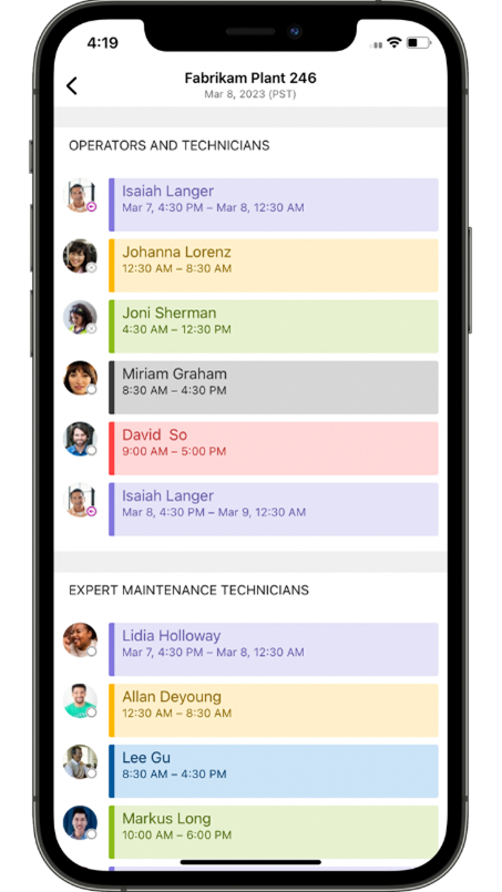 Microsoft Teams Shifts connector preview showing how a manufacturing worker can view other employees&rsquo; shifts.
