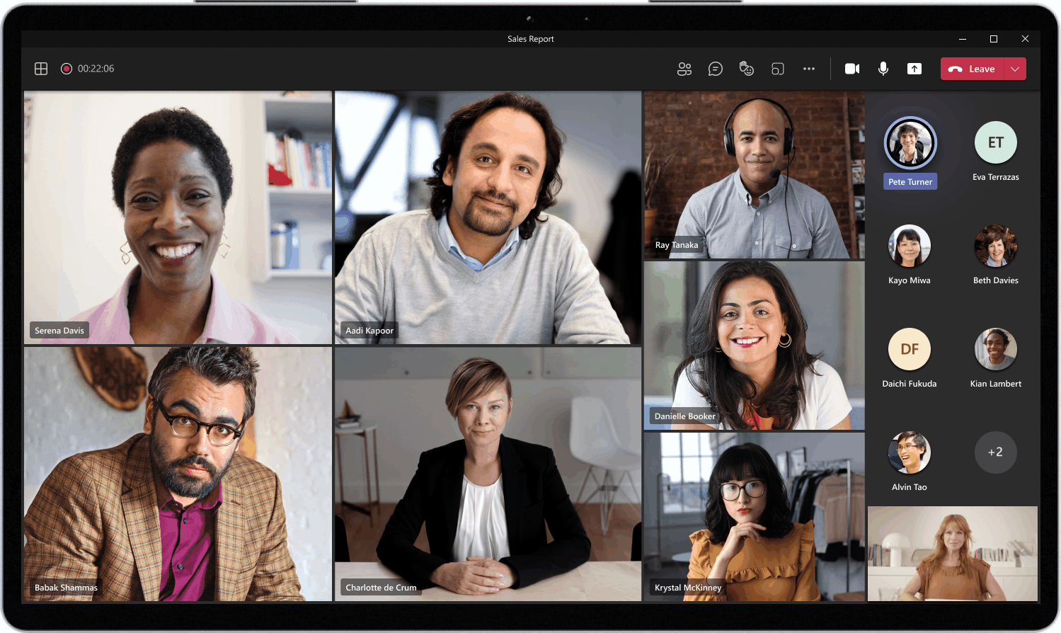 GIF que muestra salas para sesiones de subgrupos en Microsoft Teams y pizarras digitales en acción