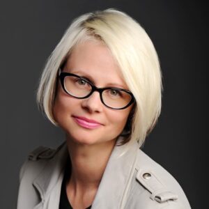 Colette Stallbaumer's professional headshot