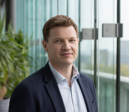 Professional headshot of Darren Hardman.