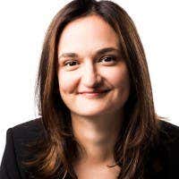 Headshot of Kim Manis