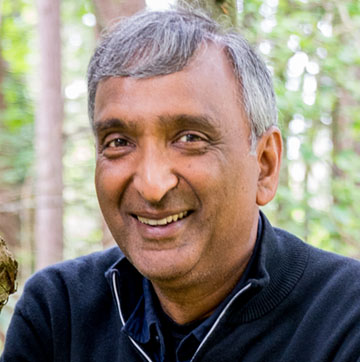 Portrait of Anoop Gupta