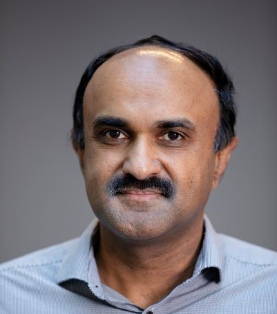 Portrait of Vivek Narasayya