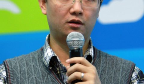 a man wearing a microphone