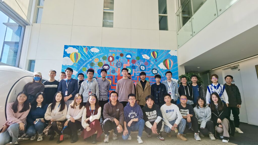 刘国栋参加微软亚洲研究院活动