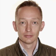 Oleg Smirnov的肖像