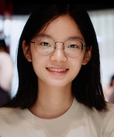 Xinzhi Zhang的肖像