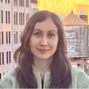 Ida Momennejad의 초상화