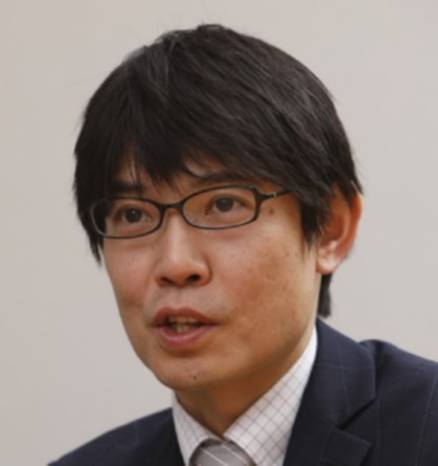 Yasutaka Suzuki headshot